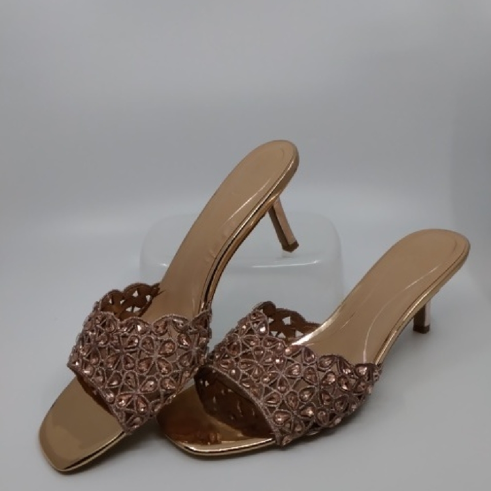 Rouge Beautiful Rose Gold Heels/Pumps 12M